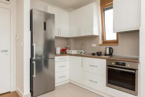 Zemun Luxury - Comfortable, workspace, quiet, free parking, Netflix