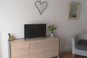 Appartements superbe appartement T3 traversant avec place de parking : photos des chambres