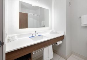 Holiday Inn Express Billings East by IHG