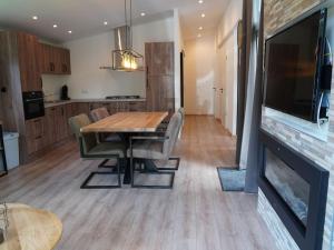 Nature-Connected Modern Stay