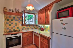 Maisons de vacances La Pascaline Registered Accomodation 4 , Gites in France , Recommended By l : photos des chambres