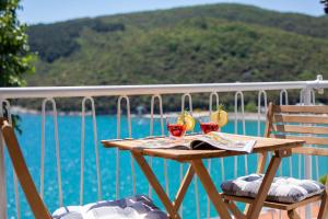 Apartment Blue Pearl