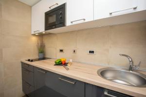 Apartment Blue Pearl