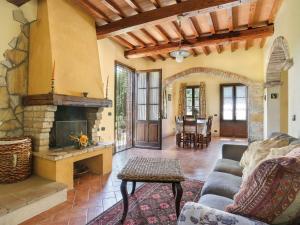 Holiday Home Amos by Interhome