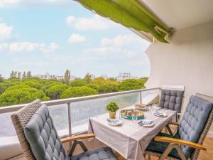 Apartment Fleurie I by Interhome