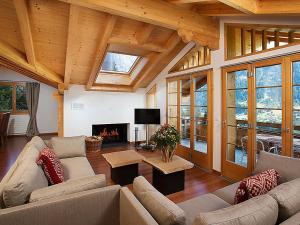 Apartment Chalet Tuffstein by Interhome