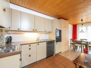 Apartment Chalet Albi-2 by Interhome