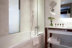 Hotels Pullman Cannes Mandelieu : photos des chambres