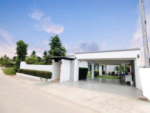 Lux9 Private Pool Villa HuaHin