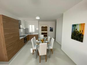 Sunshine Apartments Mellieha - modern three bedroom ground floor apartment with yard