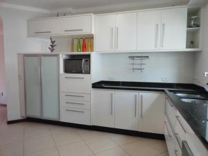 Apartamento Encantador, com piscina no Condomínio