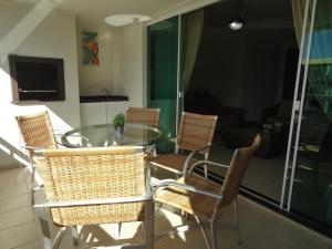 Apartamento Encantador, com piscina no Condomínio