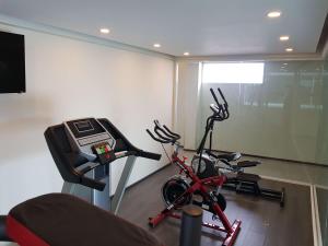 Best Western Plus Metepec & Suites