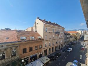 SHANGRILA HOSTEL ZAGREB