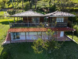 Loge Cabaña peñol-Guatape