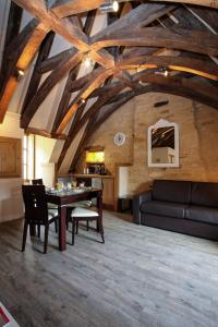 Appartements Le Grenier du Chapitre : photos des chambres