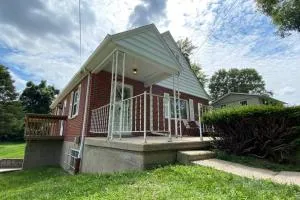 Nikki's House - شارونفيل