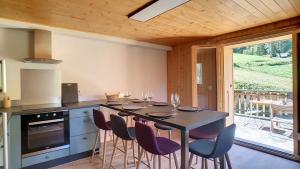 Joli APPARTEMENT DANS CHALET AVEC TERRASSE - SAINT JEAN D AULPS - PROCHE MORZINE - 6 PERSONNES - LILOU