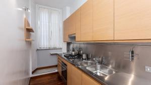 Cartari Rental in Rome Apartment