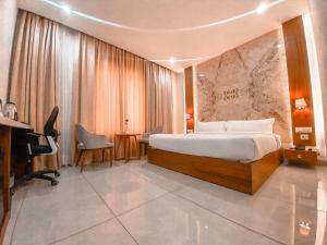 HoTeL TRENOR