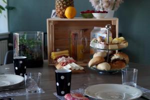 Breakfast at Carin’s