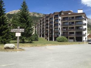 Appartements Appartement Montgenevre, 2 pieces, 6 personnes - FR-1-445-98 : Appartement (6 Adultes)