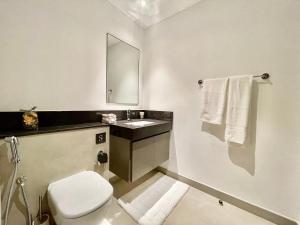 Ultimate Luxury at Dubai Creek Horizon Waterfront