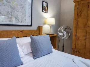 1 Bed Studio in Two Dales Near Matlock & Bakewell - Great Rowsley