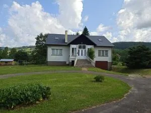 Apartamenty Rownia - 下乌斯奇基