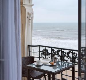 Hotels Le Grand Hotel de Cabourg - MGallery Collection : photos des chambres