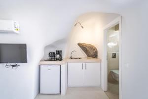 Premier Suite with Outdoor Jetted Tub room in Fava Eco Suites