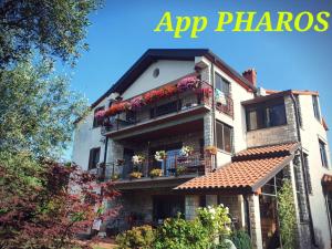 Apartment Pharos 