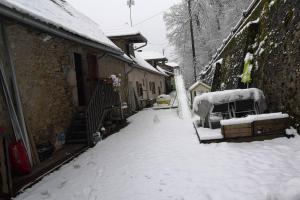 Appartements Le Portougais, chalet a Chanaz, la petite Venise savoyarde : photos des chambres