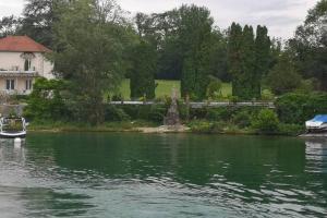 Appartements Le Portougais, chalet a Chanaz, la petite Venise savoyarde : photos des chambres