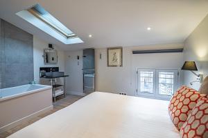 Appartements Place Gambetta - YBH : photos des chambres