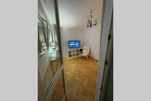 Super Apartament SAWA 2 Metro WiFi 500 mbs TV50 Netflix HBO AppleTV+