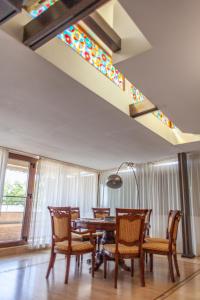 Spacious Apartment in City Centre