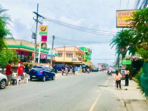 Baan Chang Residence