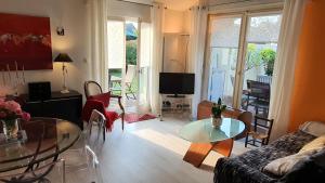 Maisons de vacances Maison Luvy : photos des chambres