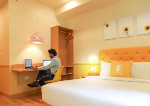 Bloom Hotel - Worli
