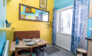 Appartements Gite La Perissoire - place de parking incluse : photos des chambres