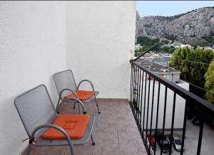 Apartment near sandy beach