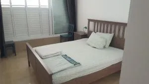 Room near Sheba Medical Center, and Bar Ilan, and TLV Airport - Or Yehuda
