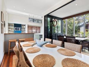 Baleen Beach House by Discover Stradbroke
