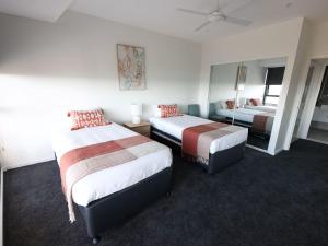 Cove 802 with Ocean Views