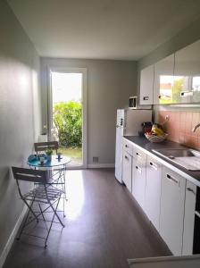 Appartements Appartement Toulouse Blagnac MEET Aeroport 5 min Tramway a 6 min free Parking Proche de toutes commodites Belle terrasse : photos des chambres