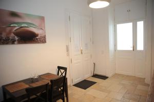 Heart of Vienna- next to Albertina