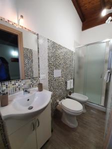 Arricàmpati Airport Rooms & Bringo Car Rental