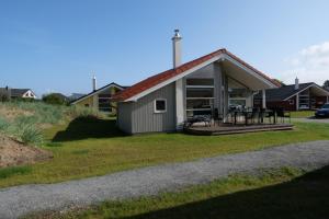 Resort 2 Beach House B 69