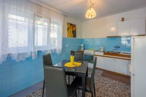 Apartment in Dramalj 5778